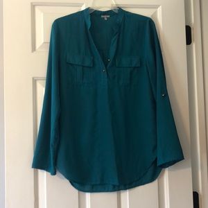 Teal top